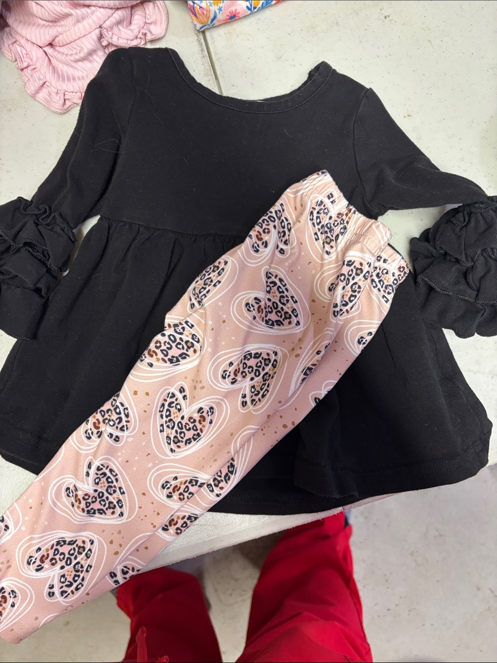 Marie Nicole Black Ruffle Sleeve Tunic with Pink leopard Heart Print Leggings